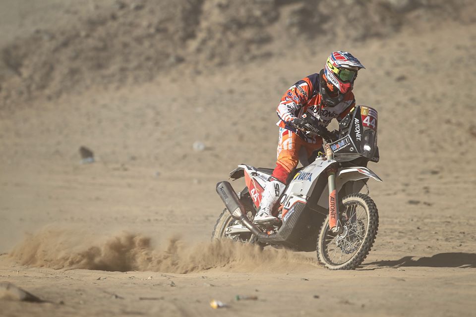 Mani Gyenes, pe Drumul Mătăsii