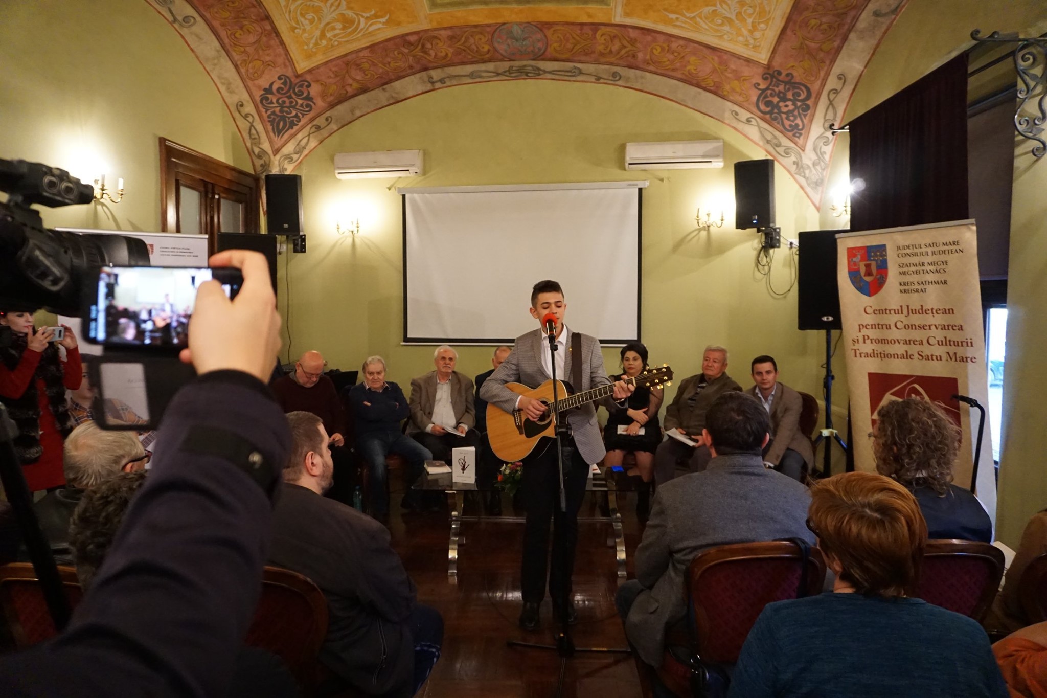 Un debut de excepție: Adrian Lupescu – ”Aici începe altceva”