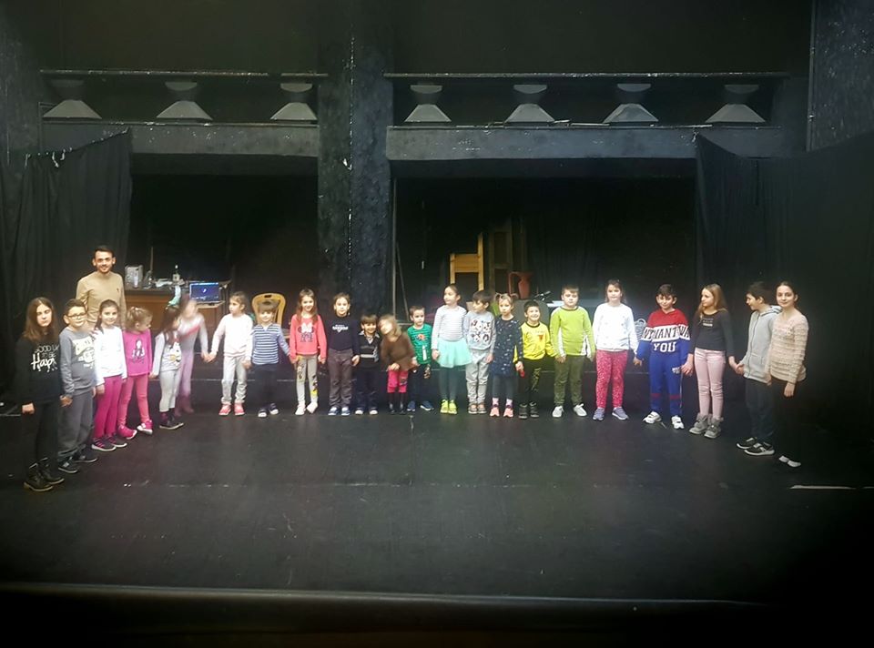 Se caută copii taletaţi în tot judeţul pentru trupa de dans a Ansamblului Folcloric al Județului „DORURI SĂTMĂRENE