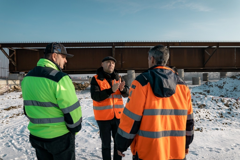 Aproape 50% din lucrările la Șoseaua de Centură, realizată, potrivit Prefecturii Satu Mare