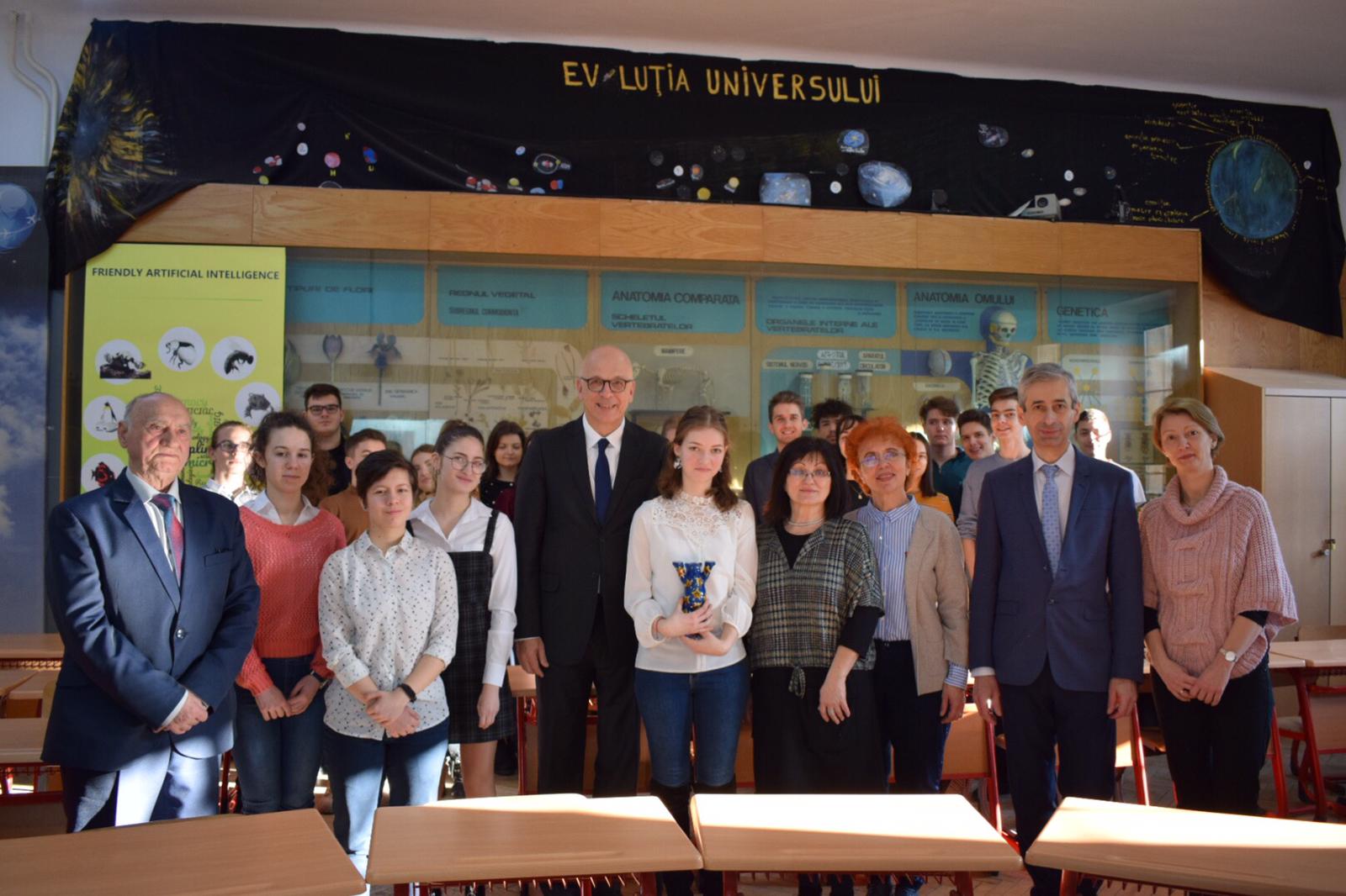 Eleva Simina Bârle de la CNME, premiată de Ambasadorul Germaniei la București