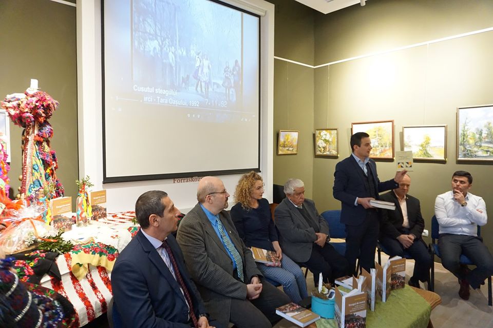 Lansare de carte – „Steagul de nuntă – variație și constanță în obiceiurile nupțiale din Țara Oașului și Țara Beiușului” Laura Cergheș - Marina