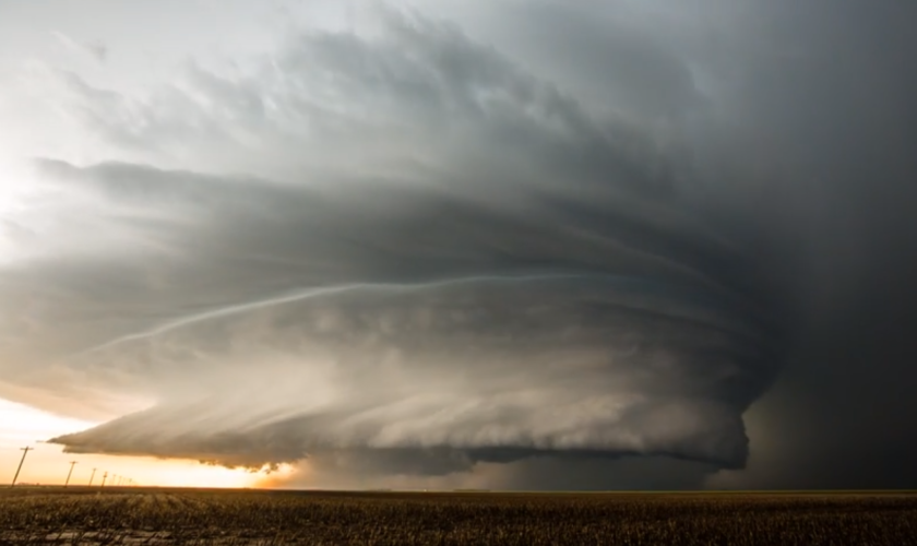 ALERTĂ. FURTUNĂ la Satu Mare. După ce a MĂTURAT întreaga Europă, ”SABINE” amenință Sătmarul