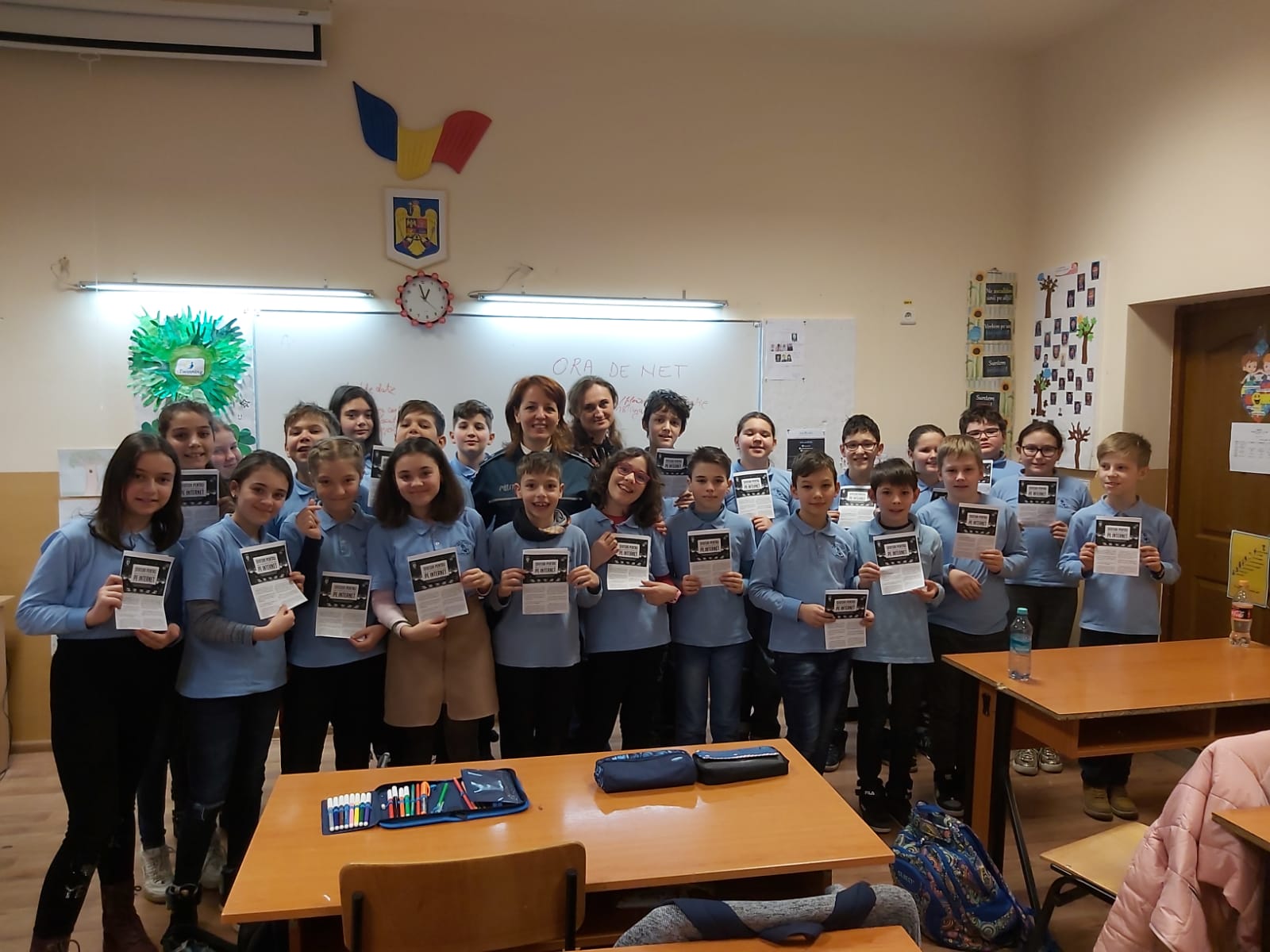 Ziua Siguranței pe Internet marcată de polițiști prin activități preventive în școli