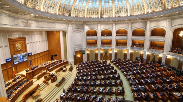 Moţiunea de cenzură împotriva Guvernului Orban, citită în Parlament. “PNL vrea să demonstreze tuturor că este groparul democraţiei”