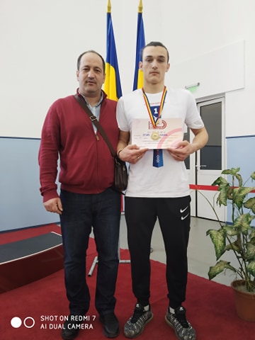 Aur și argint la Naționale pentru George Kadar