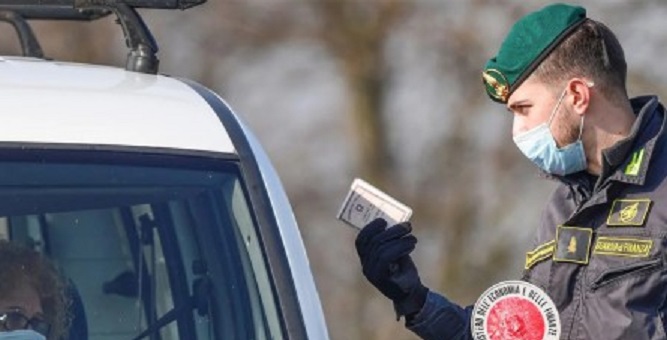 PANICĂ. Sătmăreni BLOCAȚI în nordul Italiei. CARANTINĂ în Lombardia și din alte 11 provincii