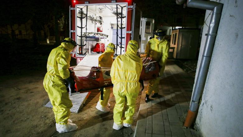 Peste 305 MORȚI de COVID-19 în România. 16 DECEDAȚI în această noapte