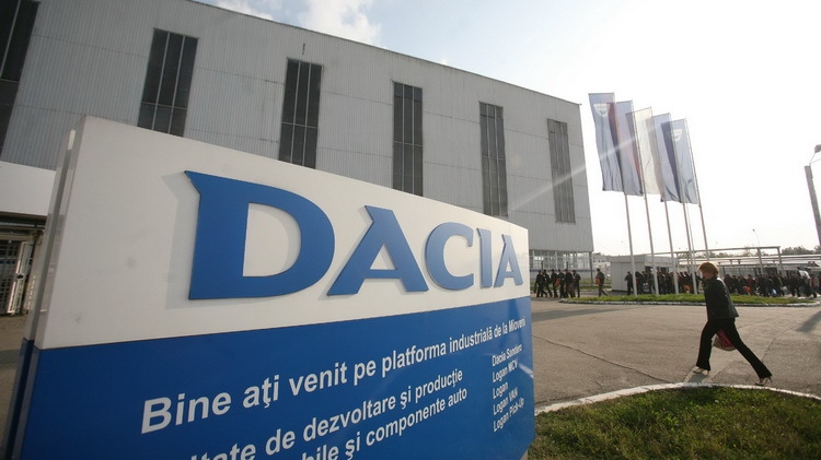 Uzina Dacia OPREȘTE PRODUCȚIA