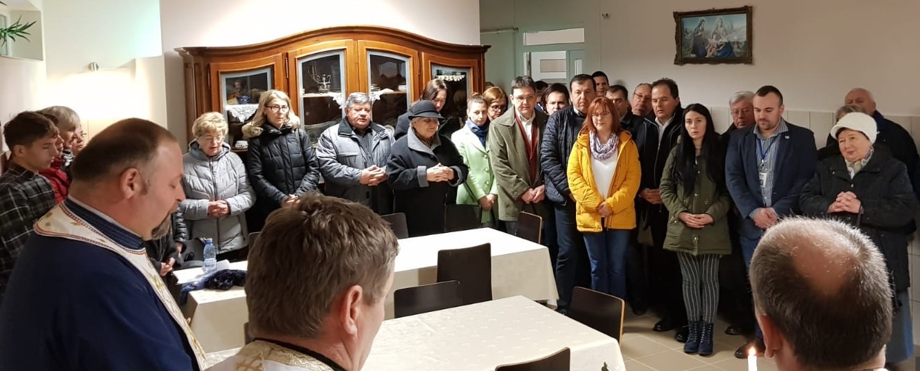 Cantină pentru nevoiași deschisă la Satu Mare de Asociația ”O masă caldă”