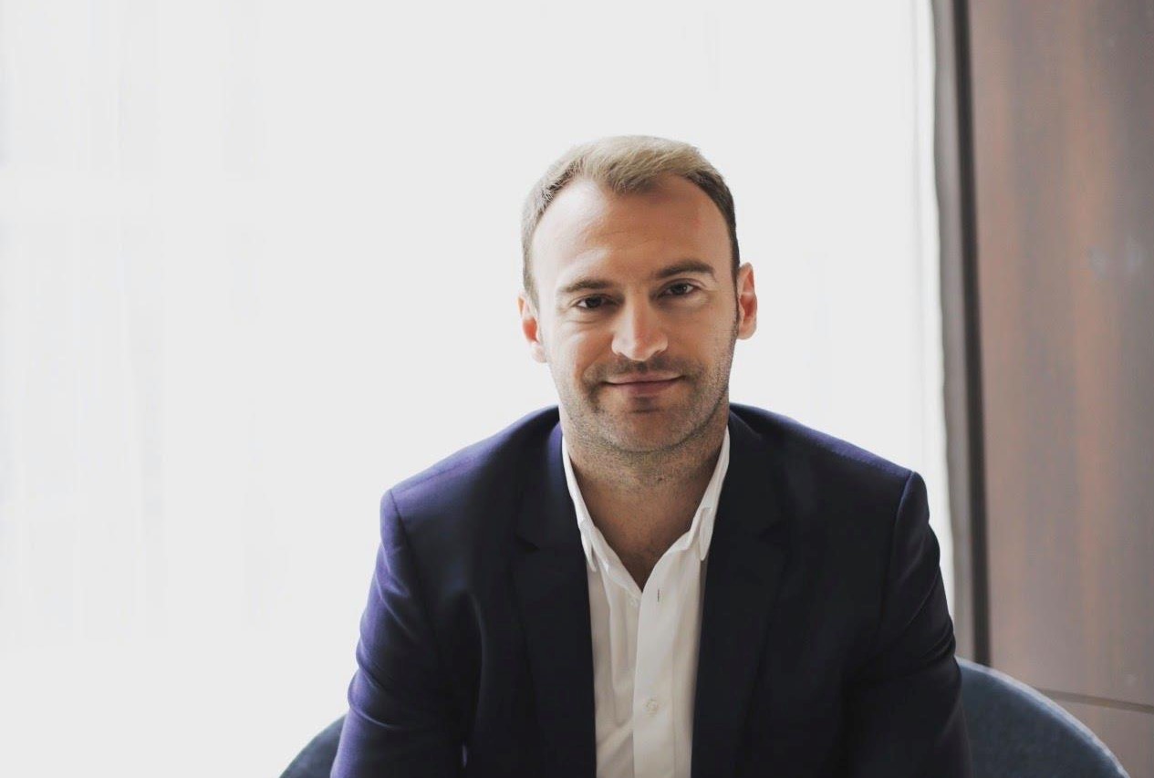 Un OȘAN MILIONAR a oferit CADOURI pentru copiii defavorizați