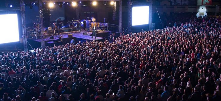 PETRECERE. Azi începe DISTRACȚIA. PROGRAM  pe ZILE  și ORE  de ZILELE ORAȘULUI