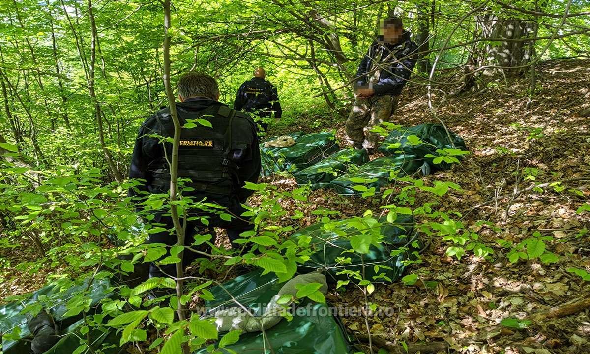 FOTO/VIDEO. FOCURI de ARMĂ în ȚARA OAȘULUI. Polițiștii au TRAS cu pistolul