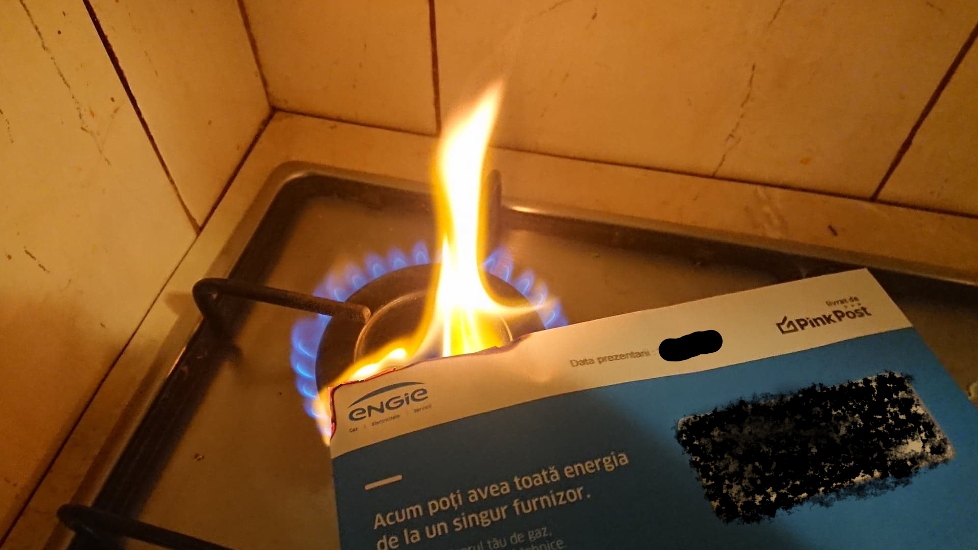 Legea a TRECUT de Parlament! Plata facturilor la apă, energie, gaze, gunoi, cablu, internet se SUSPENDĂ TREI LUNI!!!