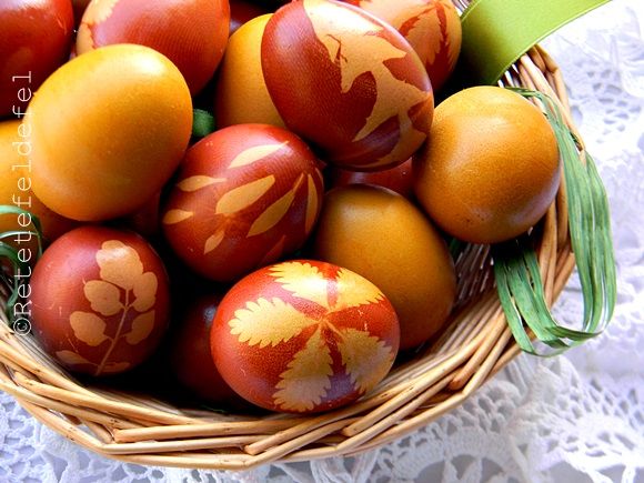 SFATURI...Cum poți să vopsești natural ouăle de Paște, fără vopsea chimică