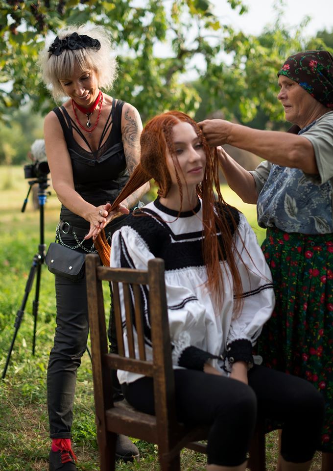 Pregătirea miresei oşence în viziunea unuia dintre cei mai valoroşi hair – designeri din România