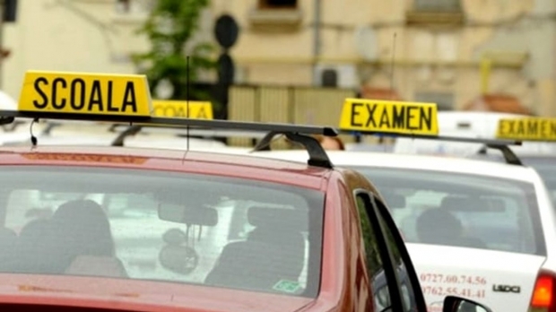 ATENȚIE MARE! EXAMENELE pentru PERMISUL AUTO se REIAU. OBLIGAȚII pentru candidați și examinatori