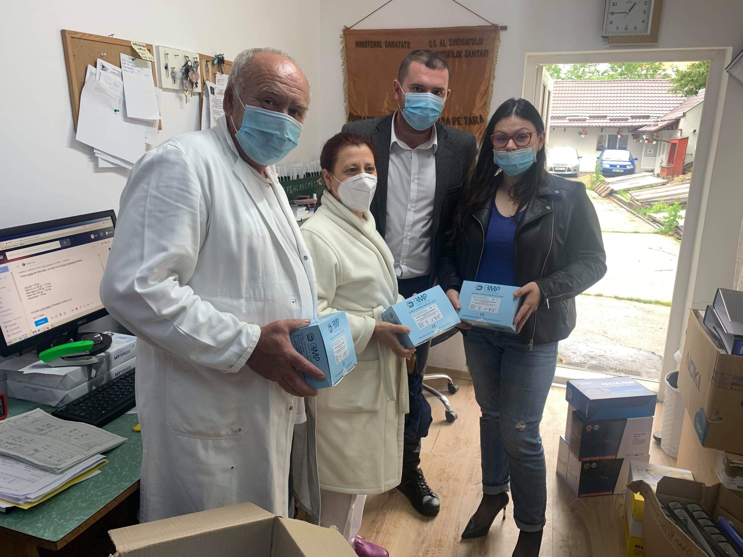 FOTO. DONAȚIE. 200 de teste rapide COVID-19 donate Spitalului de Pneumoftiziologie de către Rotaract Satu Mare