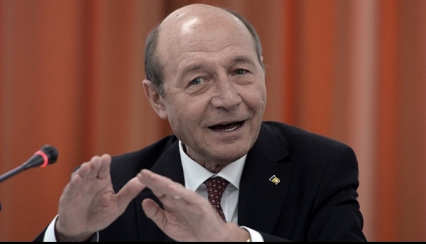 Traian Băsescu, furibund la adresa puterii: "Actuala stare de alertă nu este bună nici să opreşti o gripă"