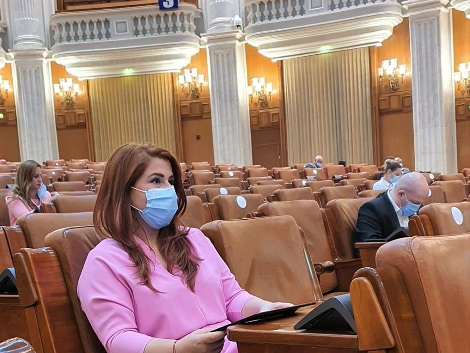 IOANA BRAN: ”S-a făcut DREPTATE! Pensiile NESIMȚITE de zeci de mii de lei DISPAR!”