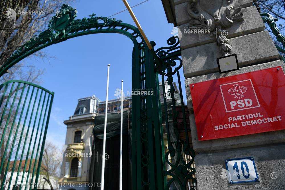 PSD: Iohannis începe să negocieze  la Bruxelles banii pe care PNL deja i-a împărţit din vorbe