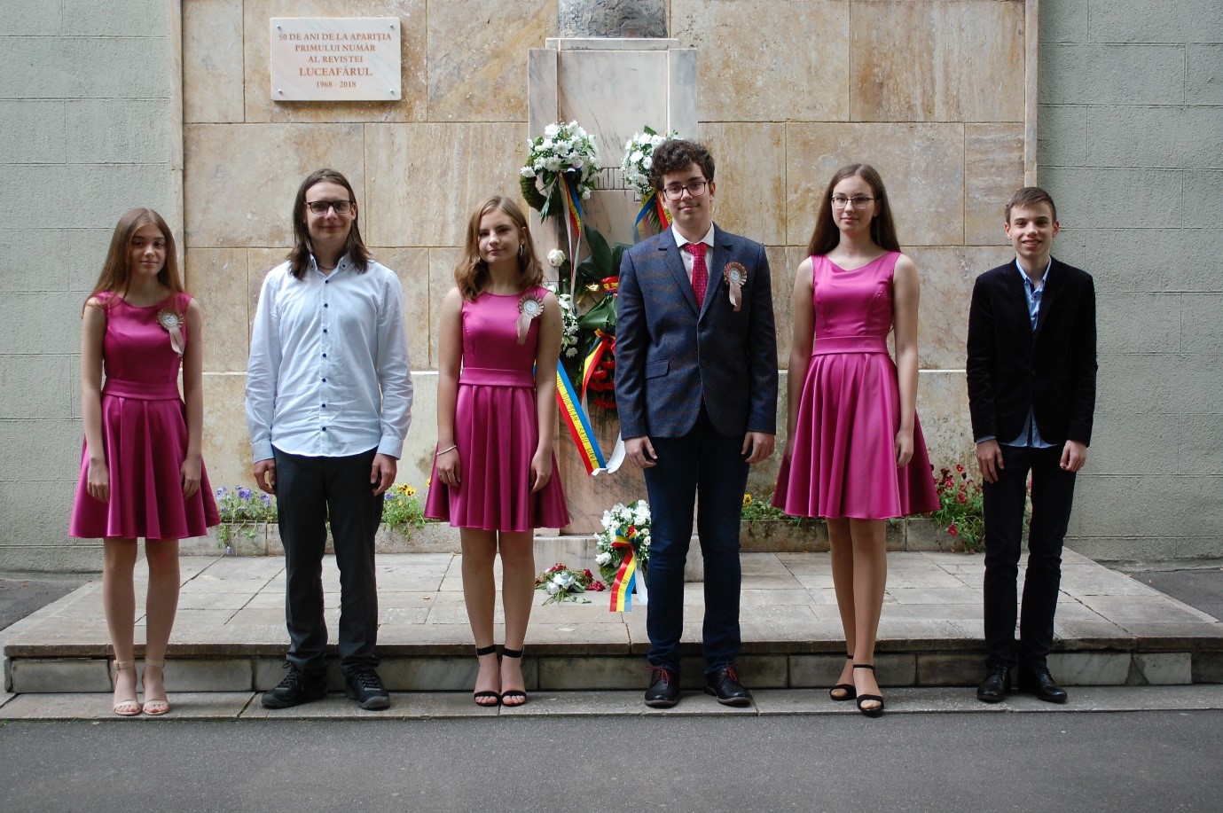 Șefii de promoție ai Colegiului Național Mihai Eminescu Satu Mare transmit mesajele de absolvire