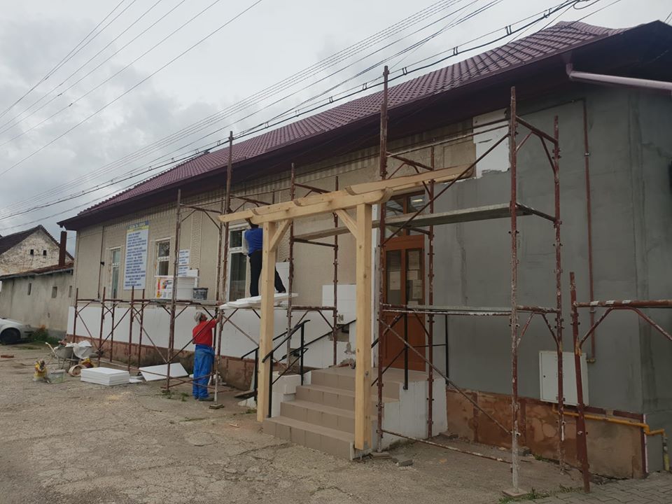 Lucrări în plină desfășurare la Centrul de permanență sanitară Ardud