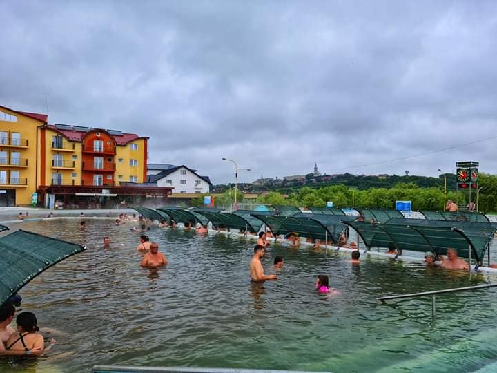 Strandul Tășnad, înscris în categoria locaţiilor turistice specifice turismului de tratament şi agrement balnear