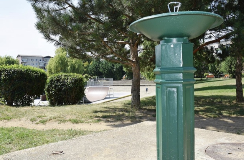 Cișmele noi în oraș! Ideale pentru zilele însorite de vară! Vezi unde au fost instalate!