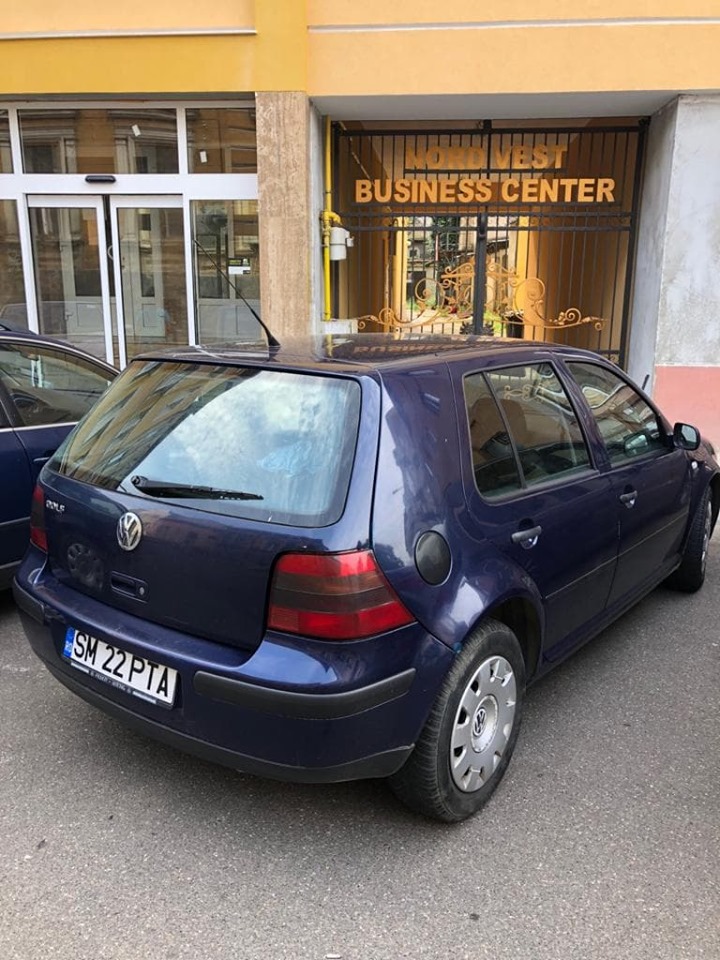 Blocarea porților devine sportul preferat al unor sătmăreni