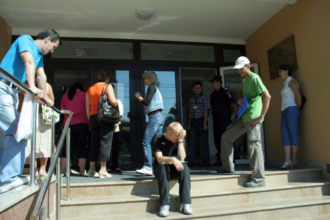 ALERTĂ! DEZASTRU la TITULARIZARE în Satu Mare. Procentul, la jumătate față de BAC