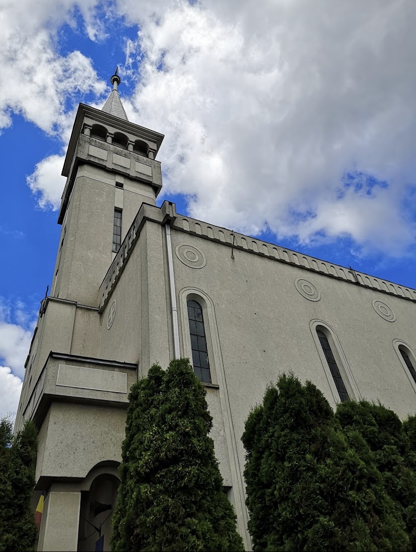 INVITAŢIE LA HRAMUL BISERICII “NAŞTEREA MAICII DOMNULUI” DIN CARTIERUL SOARELUI
