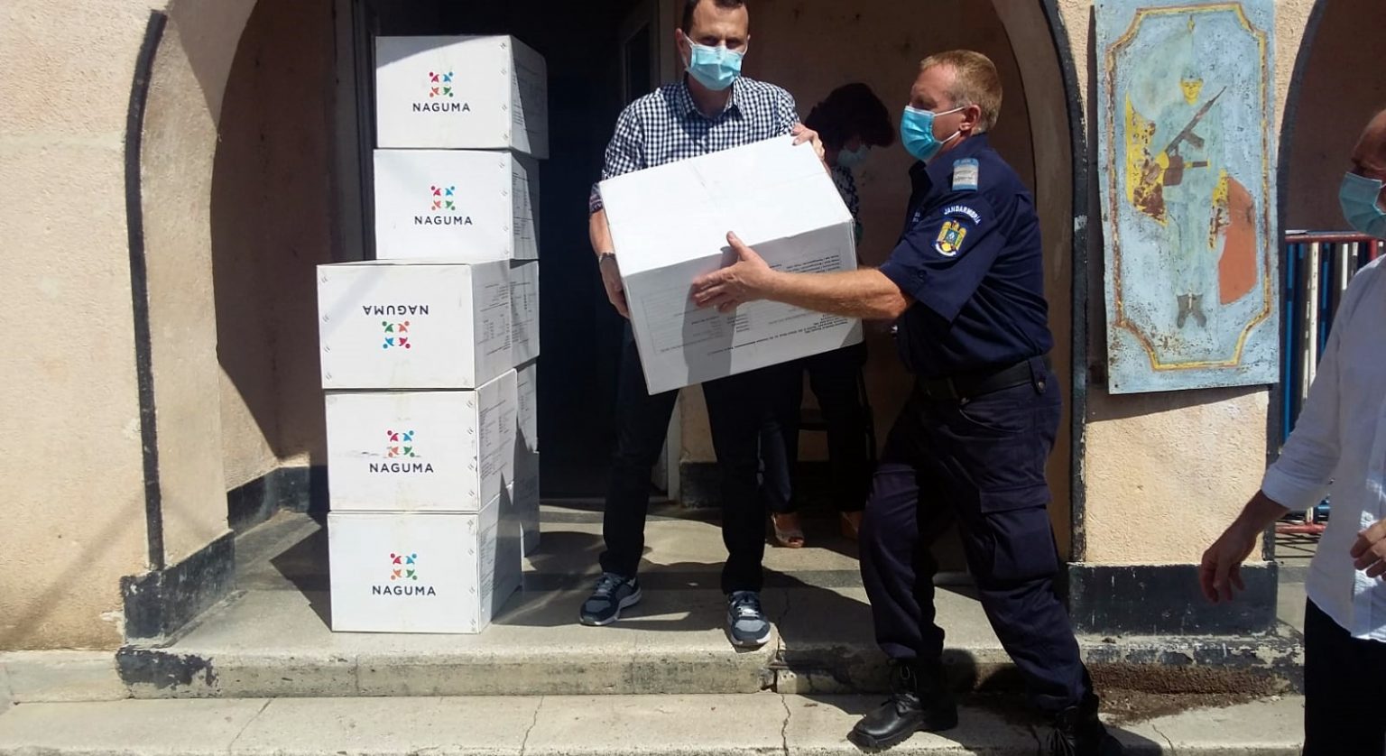 Începe distribuirea măștilor gratuite în județul Satu Mare. Peste 50.000 de beneficiari