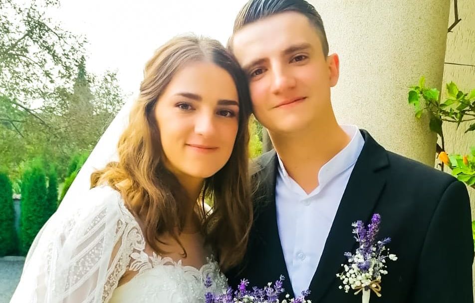 Casă de piatră, Anna Kadar!