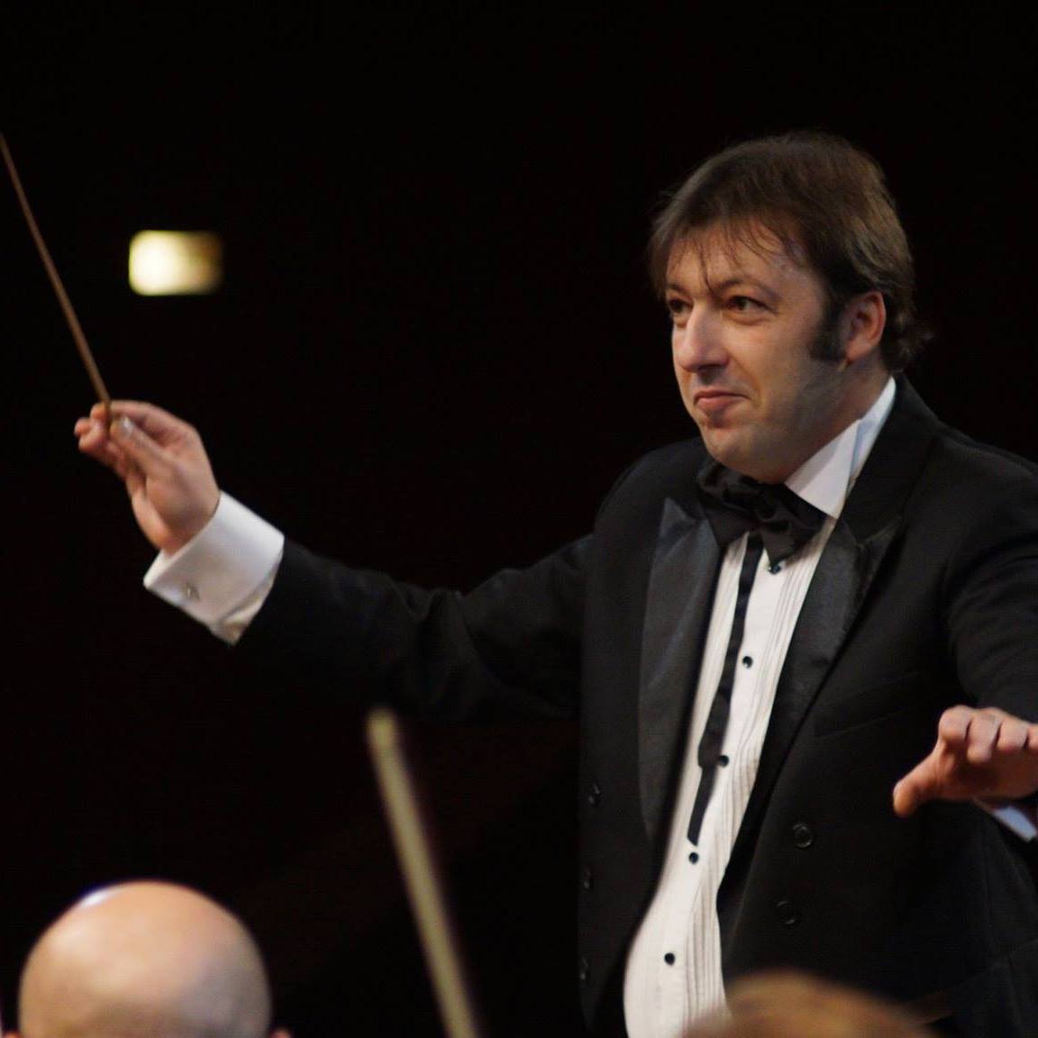 Filarmonica Moldova din Iași, prin Cosmin Morariu și Mihai Ailenei, transmite mesajul lui Enescu peste timp și spațiu