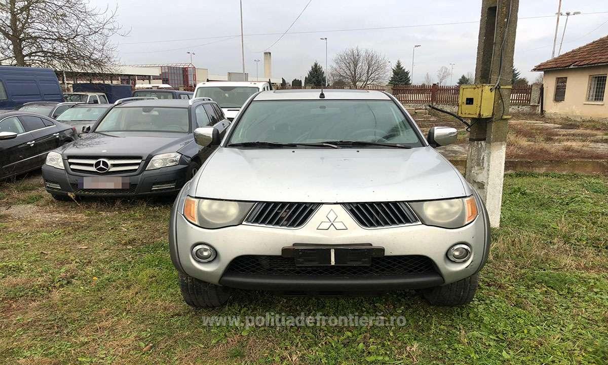 Mașini furate din Occident, depistate la Petea