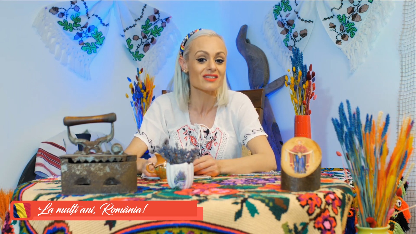 La mulți ani, România!