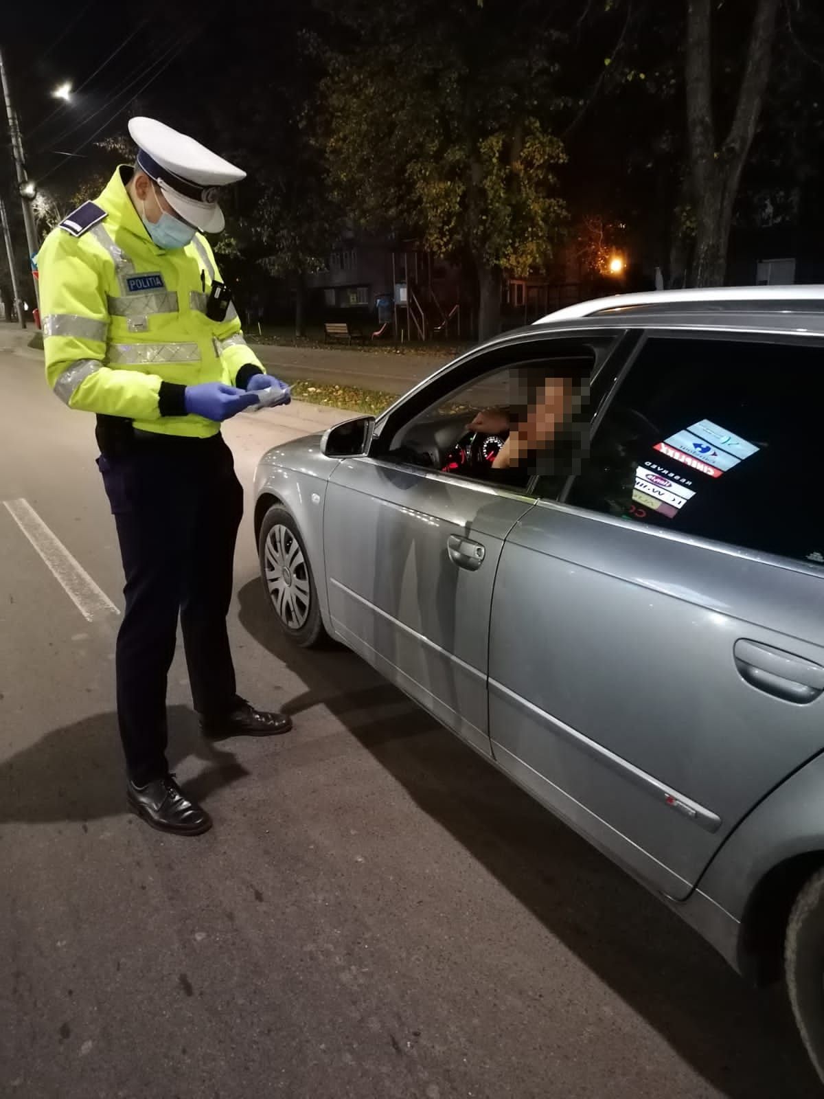 Peste 450 de amenzi aplicate de polițiștii sătmăreni pentru nerespectarea legilor anti-covid