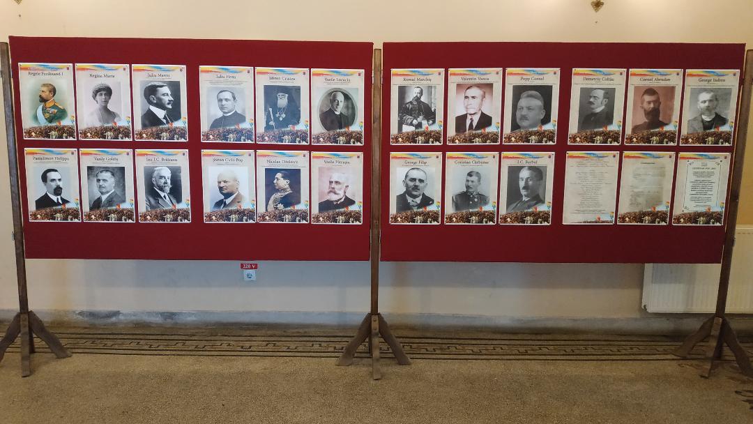 Expozitie la Castelul Karolyi din Carei