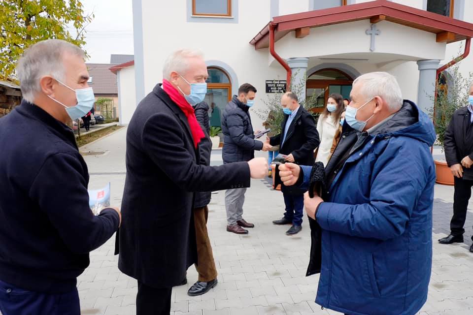 Candidatul PSD, Ioan Tibil, în mijlocul credincioșilor din Oaș