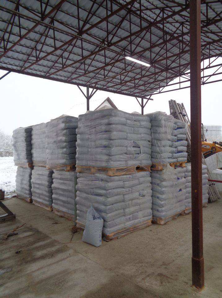 Deszăpezirea și prevenirea poleiului,  cu forțe propii, la Vetiș