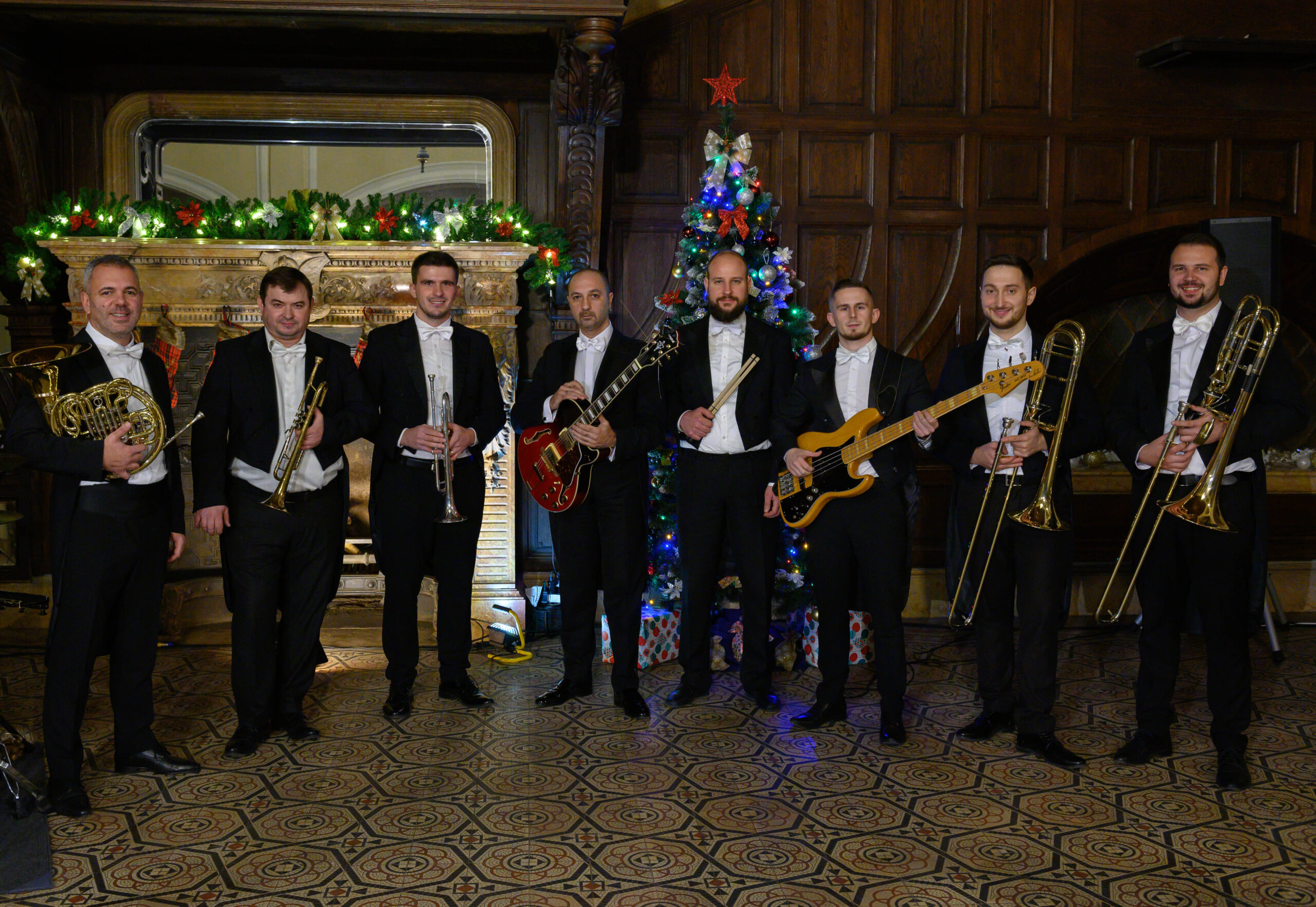 Un „Crăciun la Castel” ne propune Classic Brass &amp; More - Filarmonica Dinu Lipatti