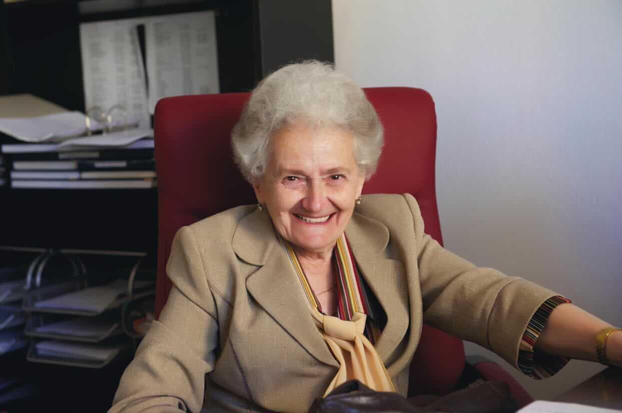 Rămas bun, EVA ȘUTA