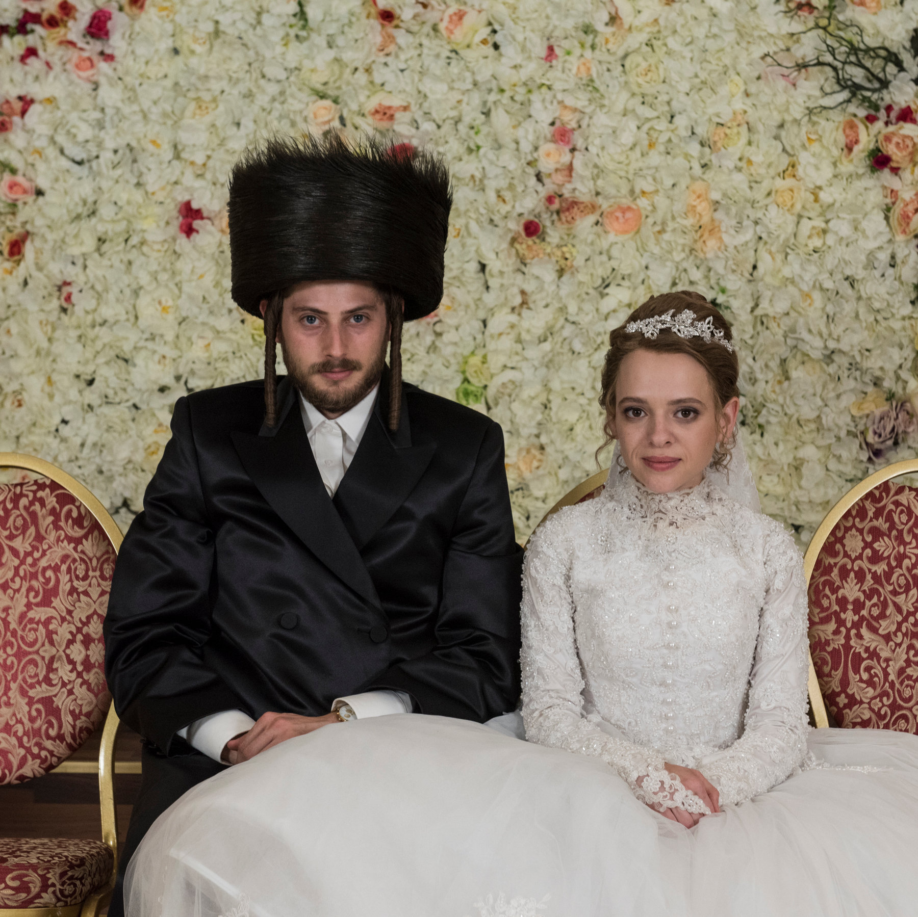 Evreii ultrareligioși din filmul “Unorthodox”, sunt originari din Satu Mare. Povestea unei comunități care trăiește după reguli vechi de sute de ani