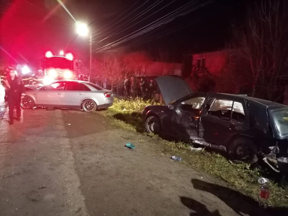 ACCIDENT GRAV. Șapte VICTIME au ajuns la SPITAL