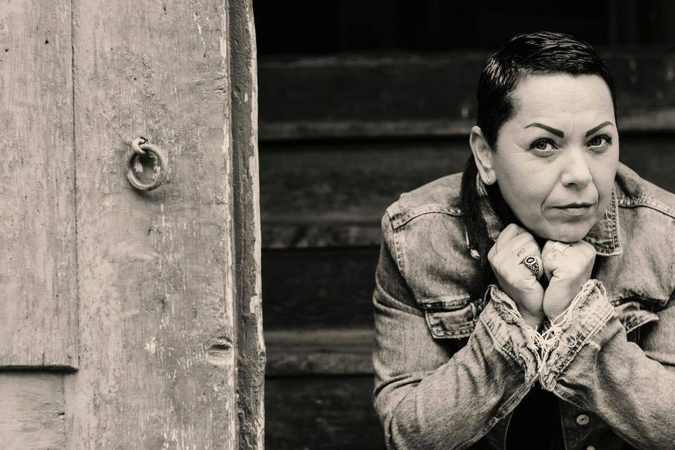 NeVedem la TV. Claudia Şerdan:"Sufletele frumoase, se recunosc între ele..."