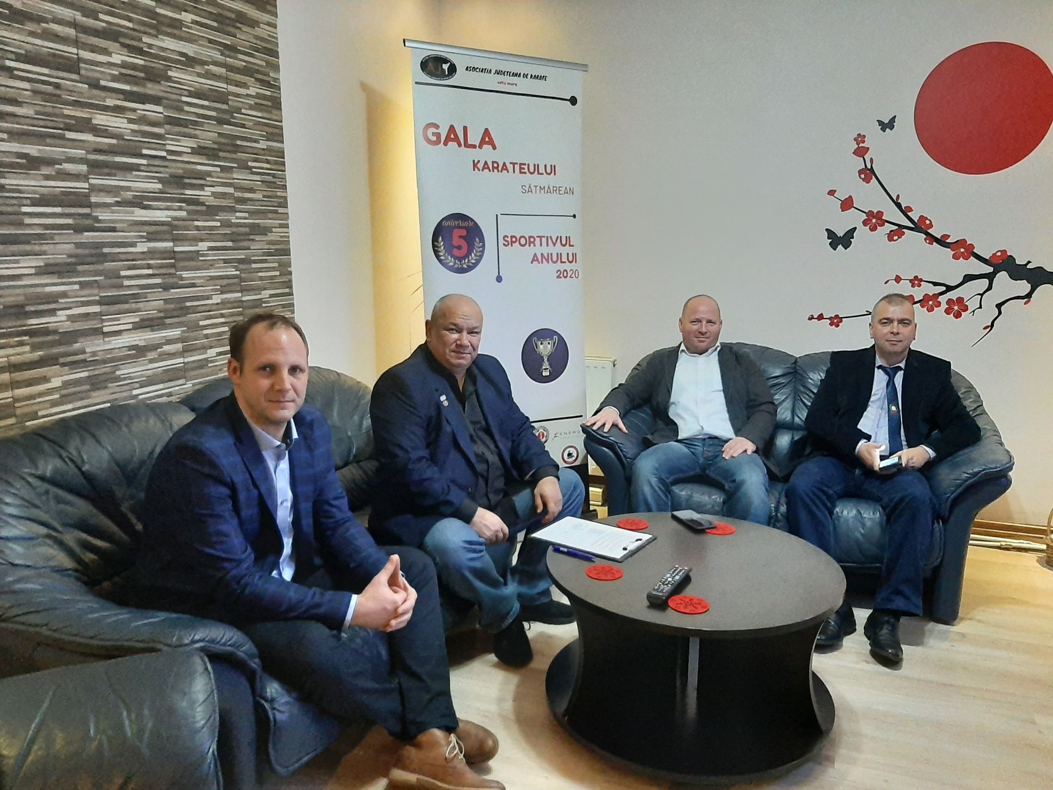 Premieră în sportul sătmărean: Gala online a AJ Karate!