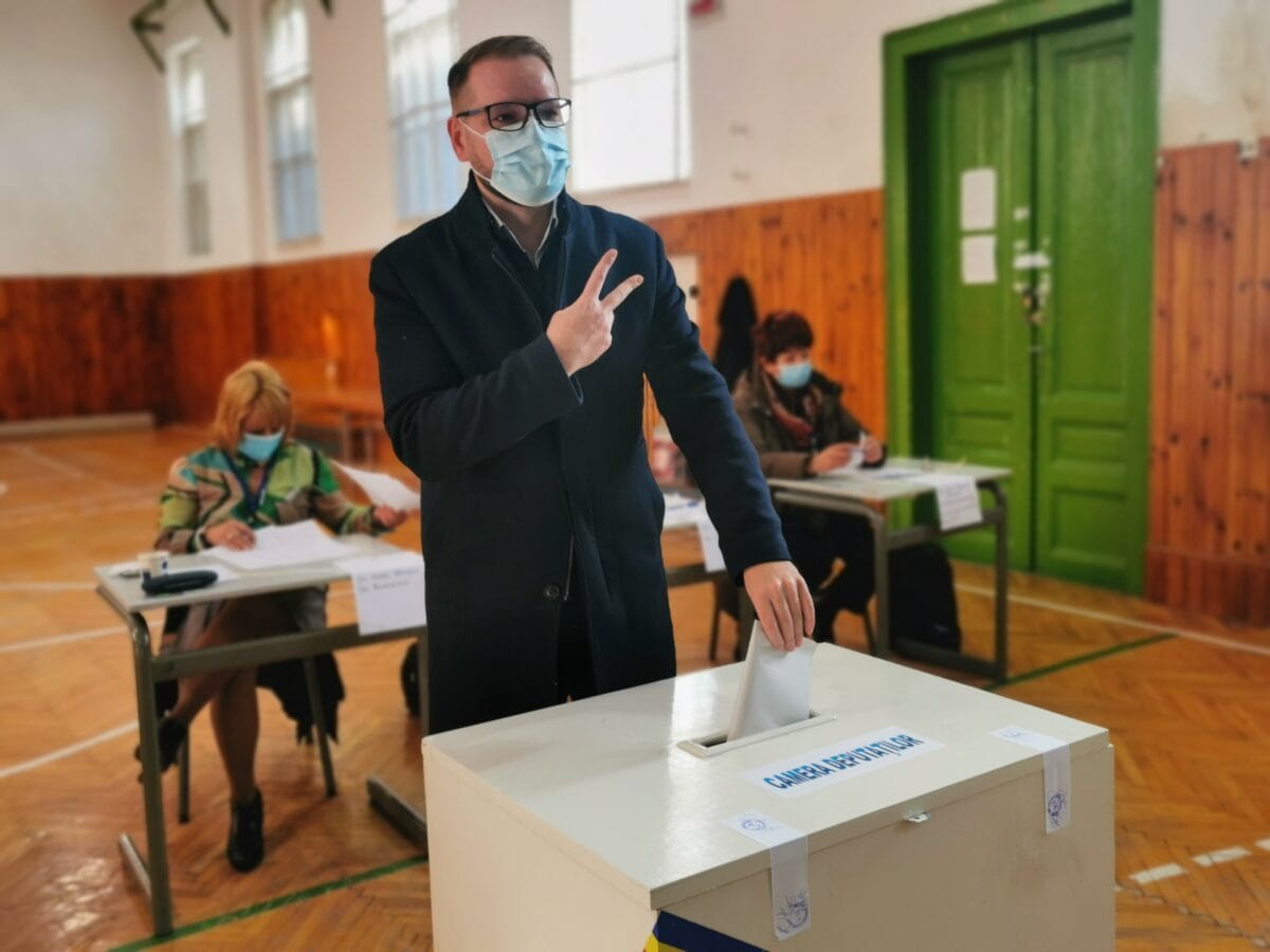 Radu Panait: Alegem între "Noaptea ca hoții" și "O Românie fără hoție"