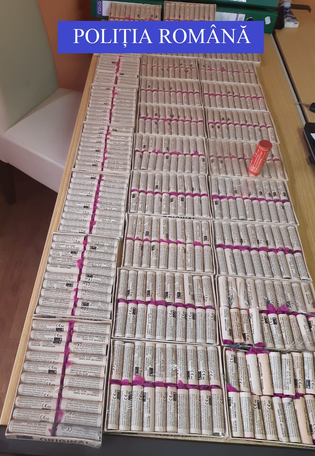 Sute de petarde confiscate de polițiști în perioada Crăciunului din Țara Oașului