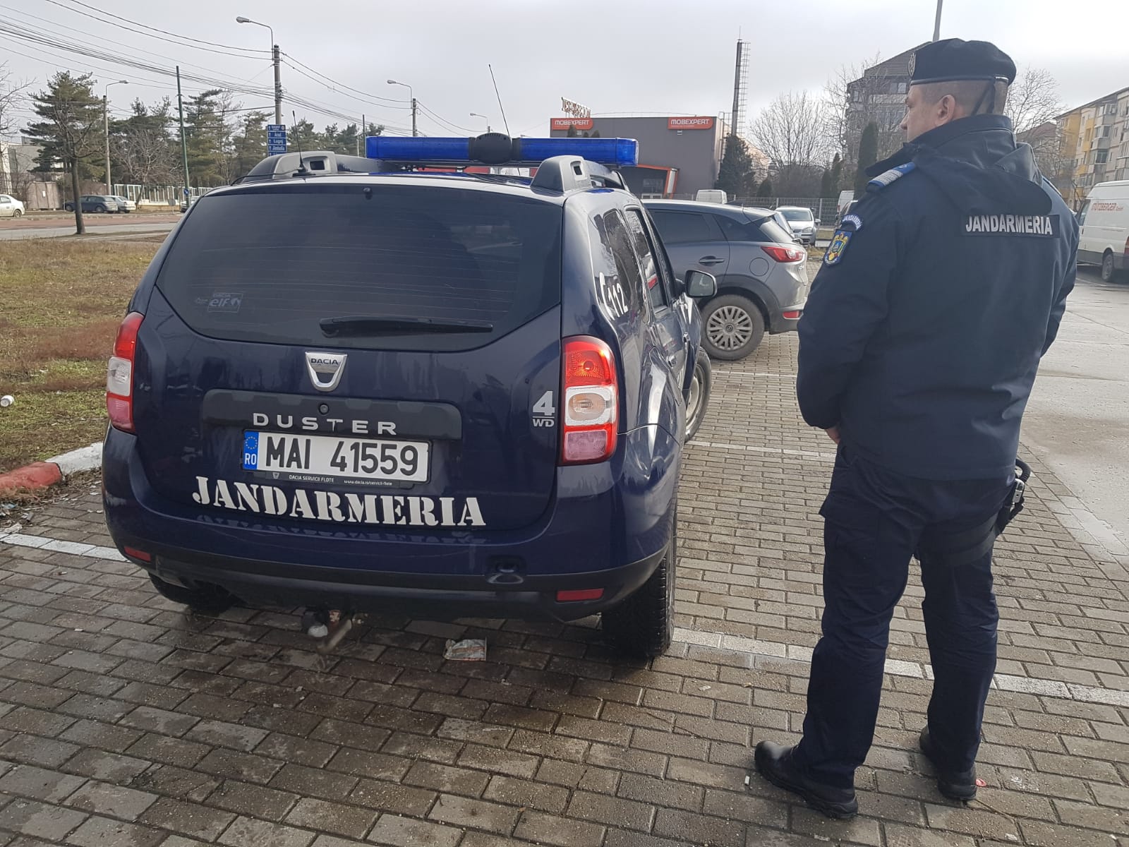 Jandarmii sătmăreni la datorie în minivacanța de Anul Nou